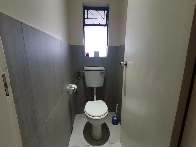 To Let 3 Bedroom Property for Rent in Oostersee Western Cape